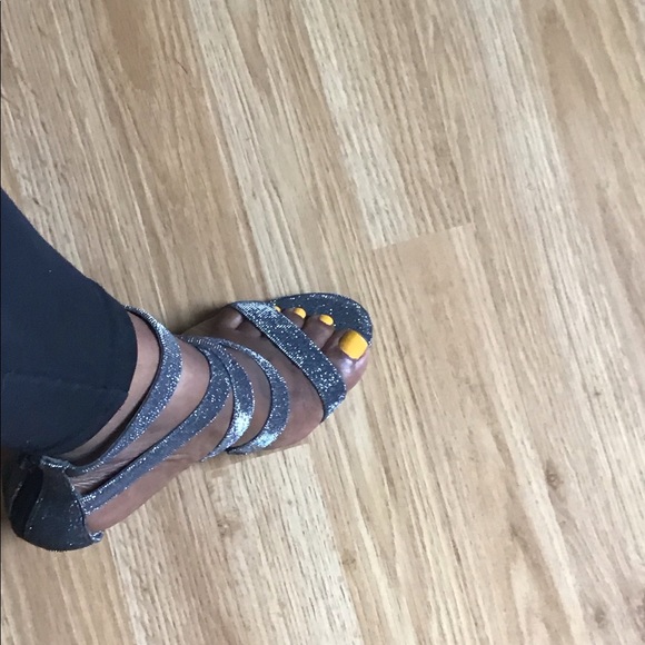 Women’s heels - Picture 4 of 4